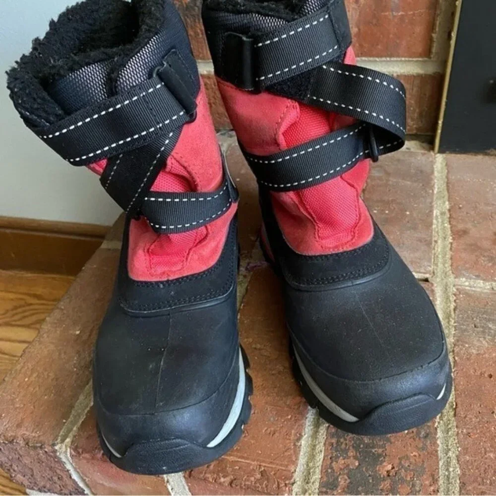 Land's End Women’s Warm Winter Boots pre owned size 7 comfort shoes black